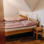 Ta Lodge *